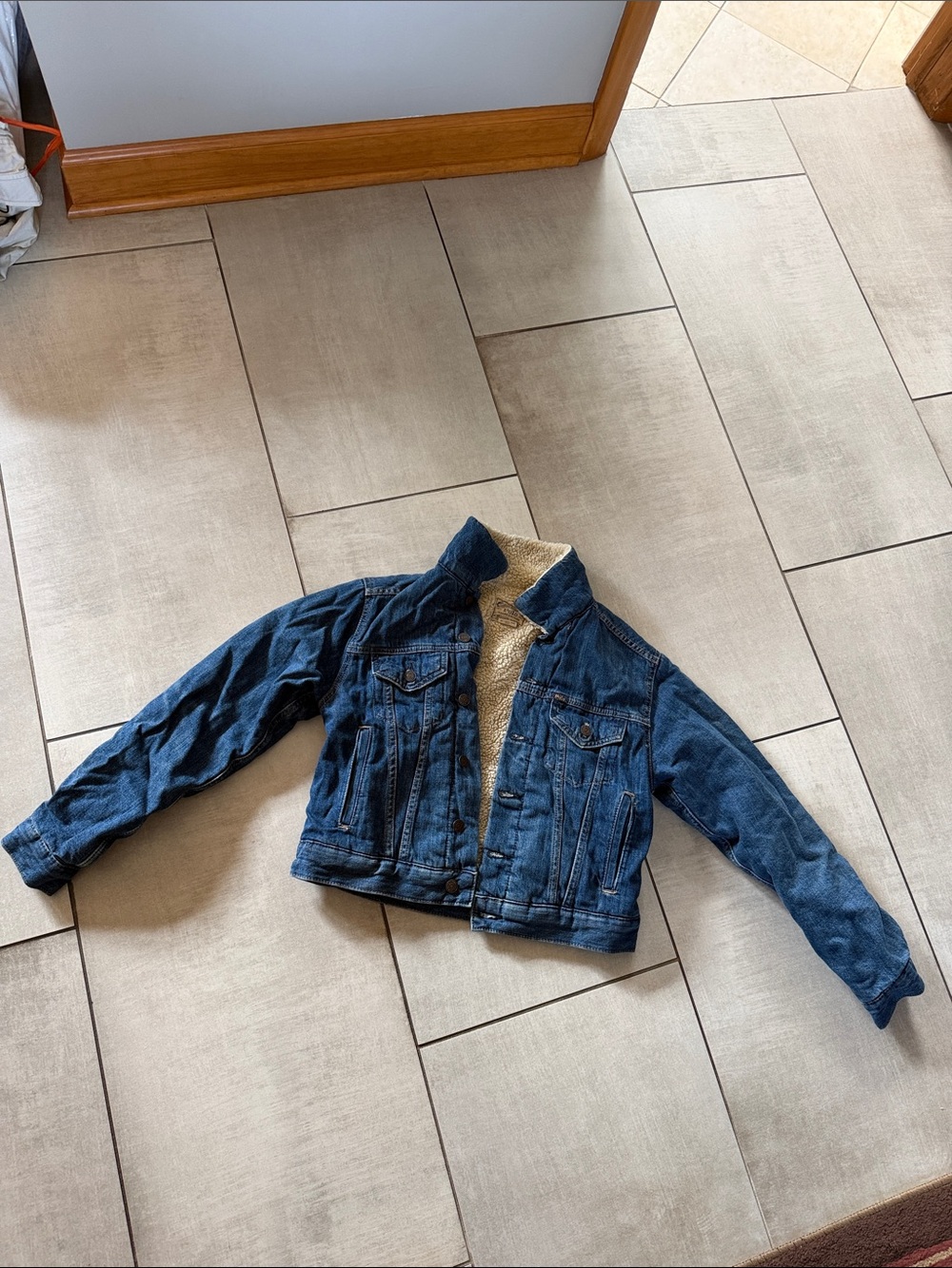NWT: Polo Ralph Lauren Women’s Blue Sherpa-Lined Denim Jacket
